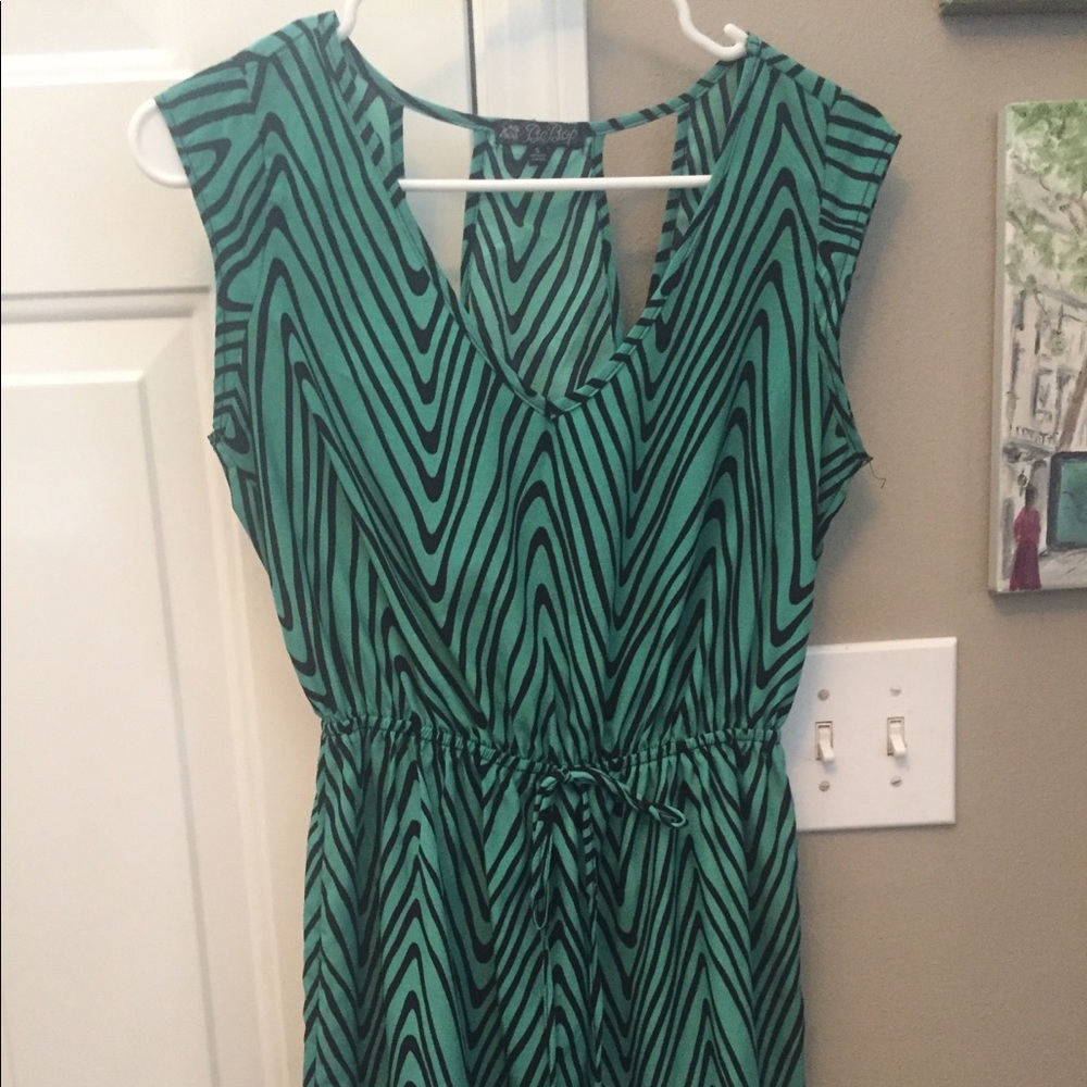 Bebop jrs cute dress cute outs in back